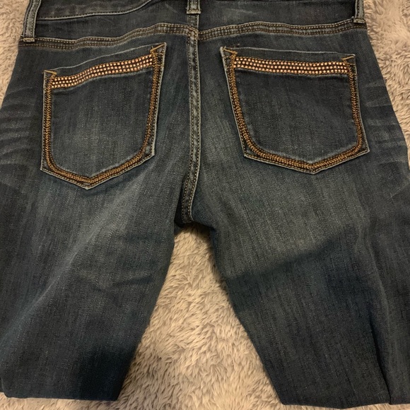 𝒥𝑒𝒶𝓃𝓈 - Picture 3 of 3